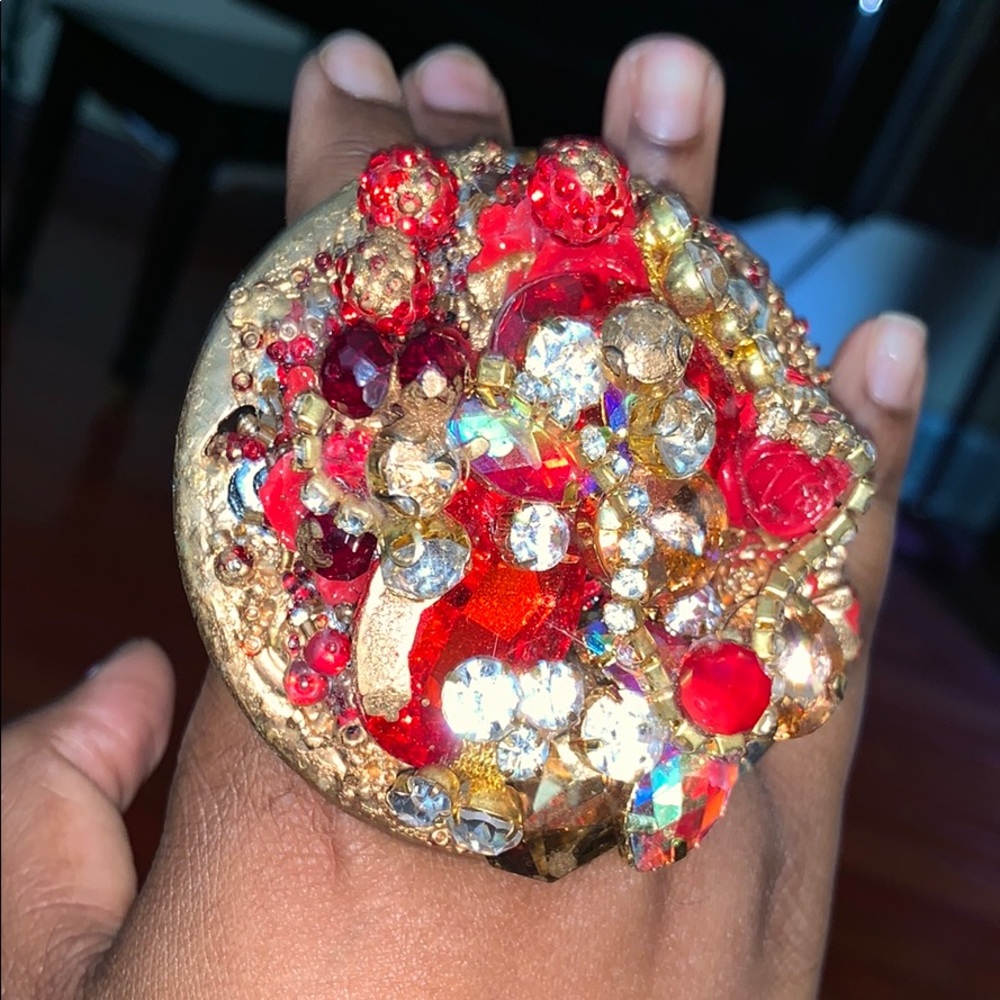 Custom Ring Accessory - Picture 2 of 4